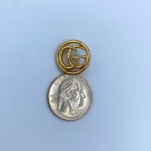 Gucci GG Gold Button Medium